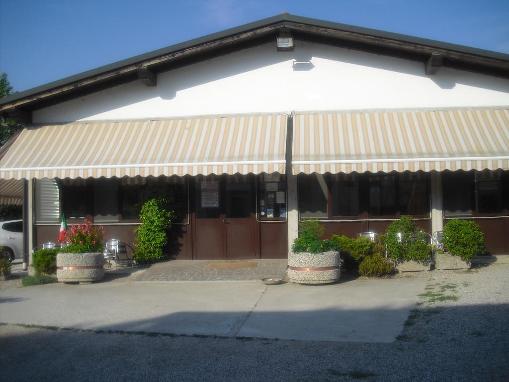 Agriturismo La Chioccia 캄파냐 루피아 외부 사진