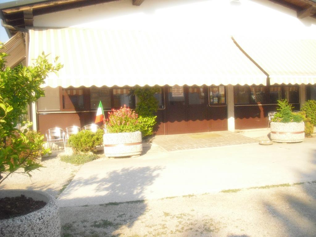 Agriturismo La Chioccia 캄파냐 루피아 외부 사진
